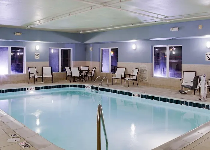 Express & Jacksonville By Ihg Hotel 3*