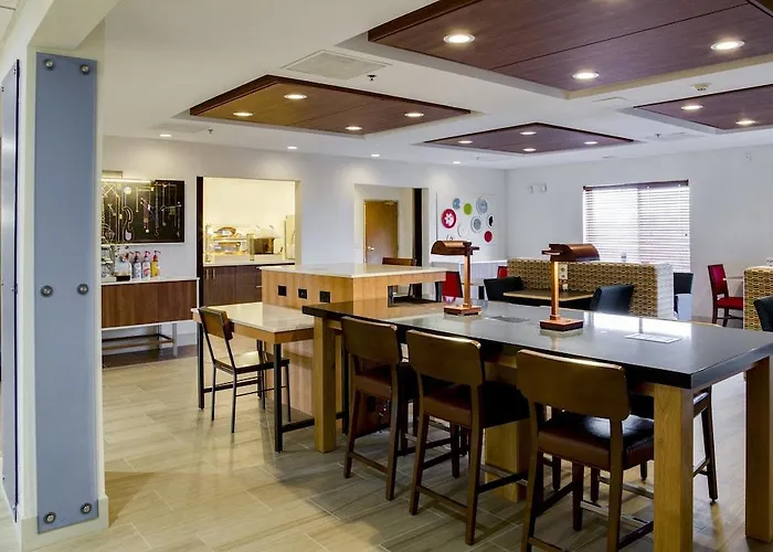 Express & Jacksonville By Ihg 3* South Jacksonville