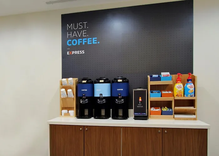 Hotel Express & Jacksonville By Ihg