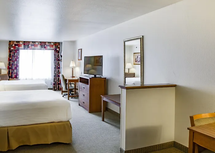 Express & Jacksonville By Ihg Hotel 3*
