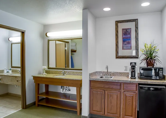 Express & Jacksonville By Ihg South Jacksonville
