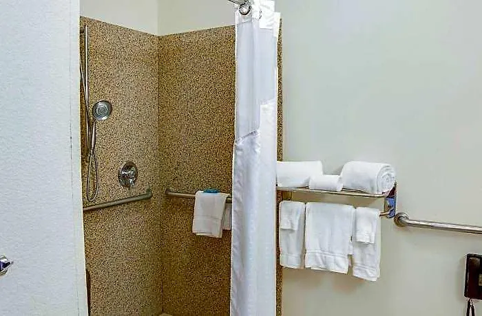 Hotel Express & Jacksonville By Ihg