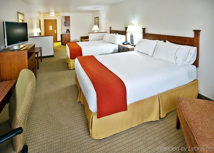 Express & Jacksonville By Ihg Hotel