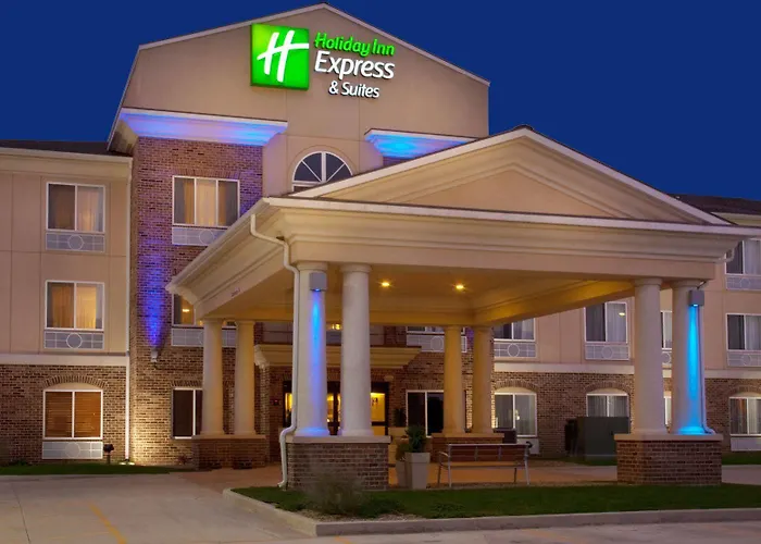 Hotel Express & Jacksonville By Ihg 3*