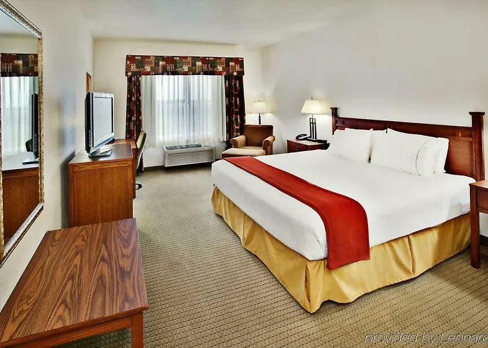 Express & Jacksonville By Ihg South Jacksonville